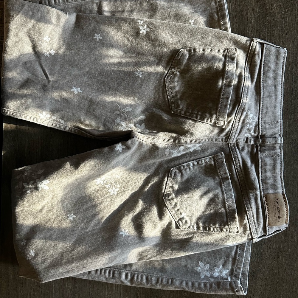 Abercrombie Kids Tan Floral Jeans